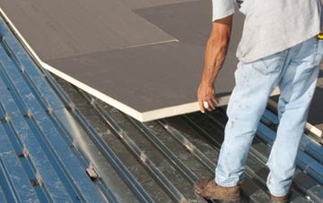 benefits of insulating Round Green flat roofing